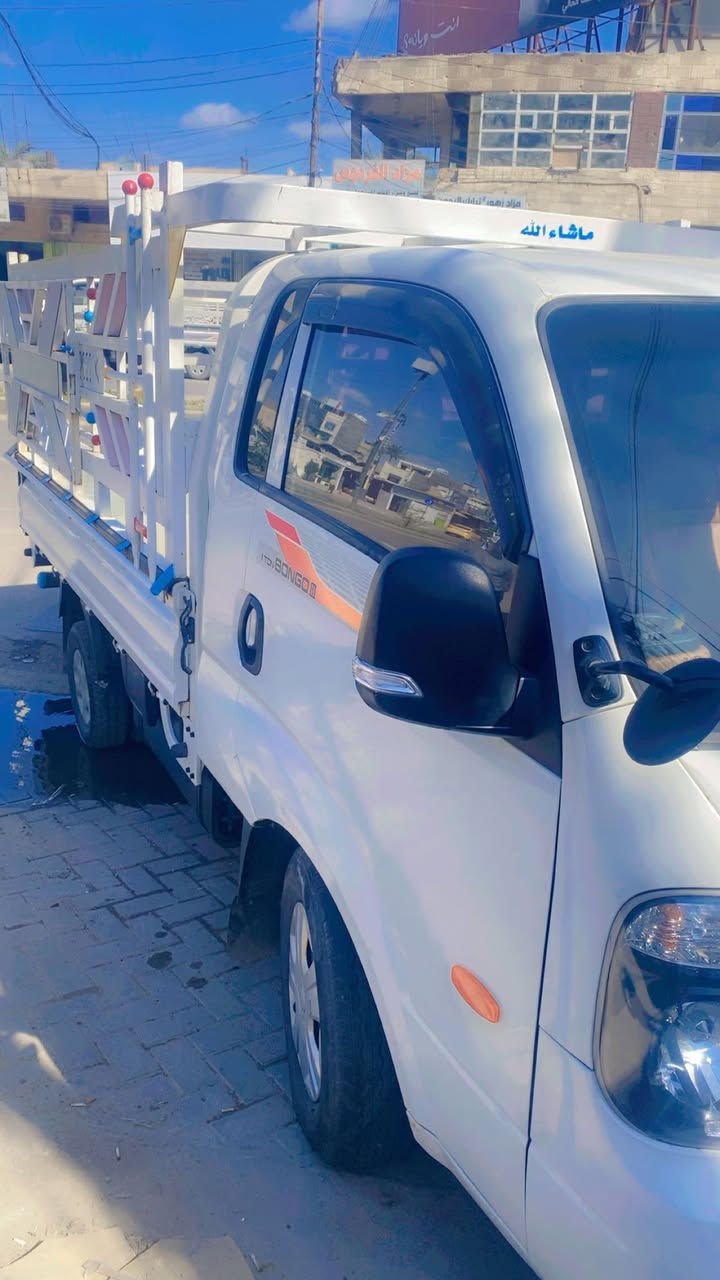 سلام عليكم كيا موديل 18مسكر سبعه كير كفاله عامه بس شبر صبغ فق بيها بدون محجر 145ورقه ماشيه 80الف "***********
