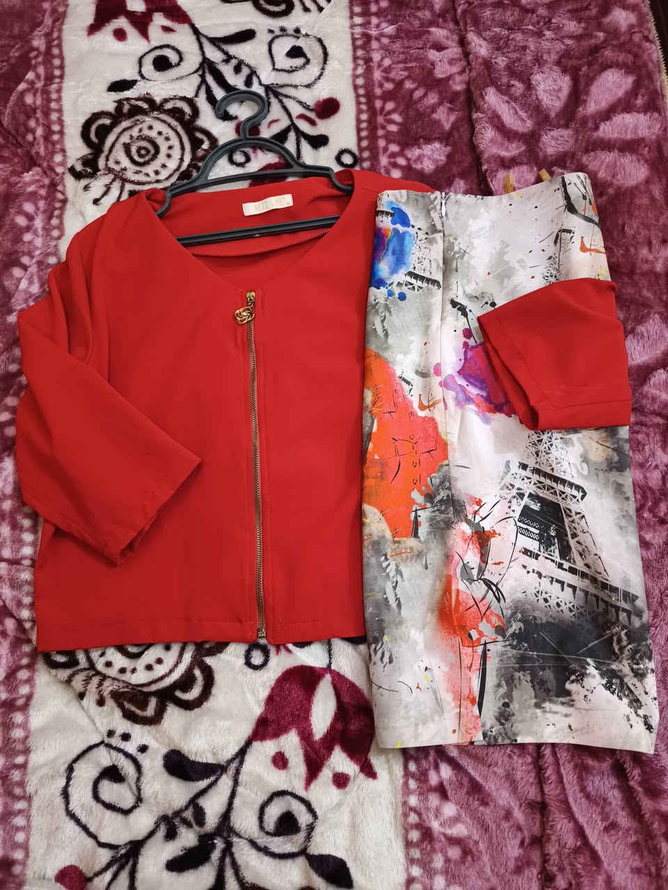 ملابس كلها نظيفه وجديدة قيم وأخذ


**إذا كنت صاحب هذا الإعلان وتريد حذفه لأي سبب، رجاءا أرسل رسالة إلى الدعم الفني**