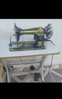 مكينة خياطة للبيع نضيفه من نوع الفراشه مصداقيه ماداخله تصليح ابد سعرها...