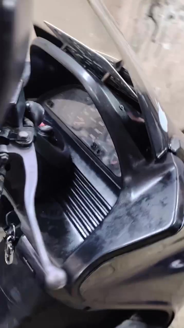 للبيع ياماها ماجسته حجم محرك 250cc  محرك مفتوح 
السعر 12 وبي مجال ما يعجبك السعر عبر بكلمه طيبه 
للتواصل ***********.   وشرط التحويل 
***********
