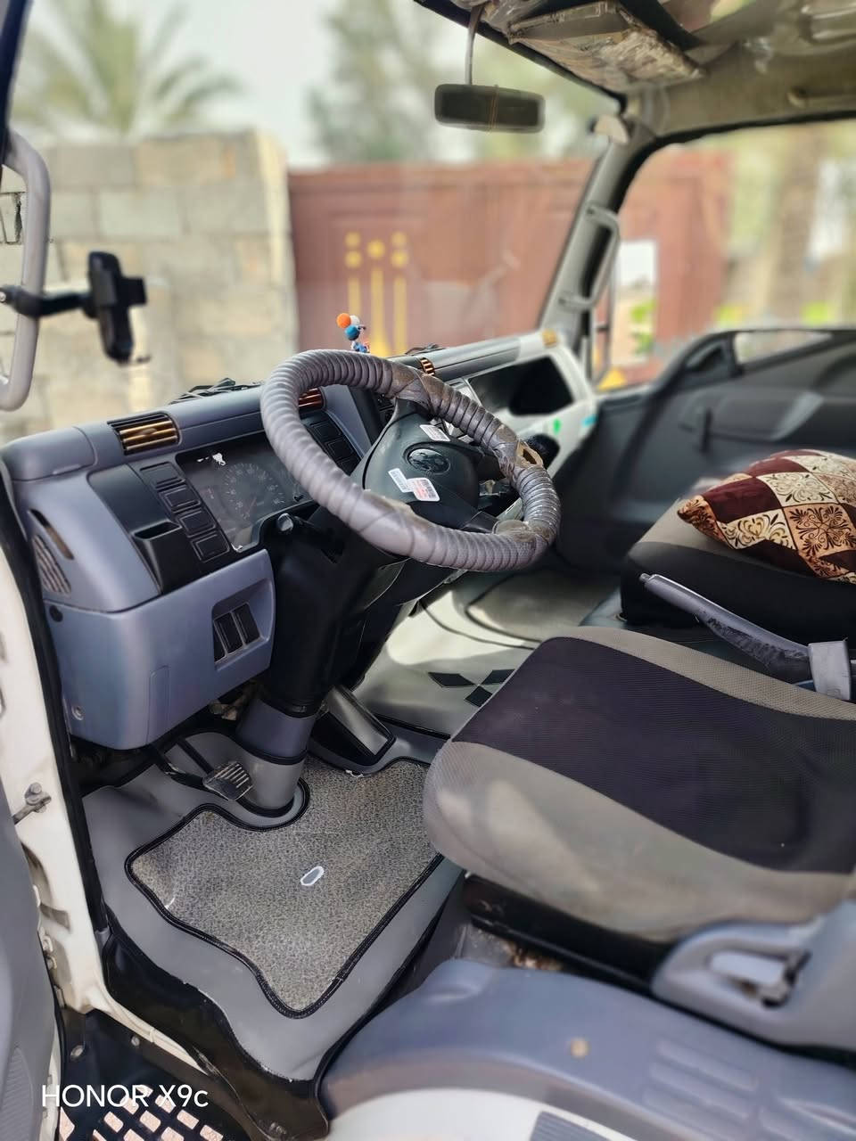 السلام عليكم ورحمة الله وبركاته
اخوان كنتر للبيع السيارة گير محرك خير من الله بدون ضربه ولاصبغ تدفئه تبريد رقم سليمانيه بسمي لل29 تايرات ماشي عليهن موسم واحد السعر ٢١٥ للاستفسار الاتصال على الرقم ***********
