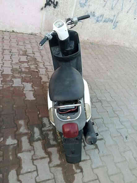 السلام عليكم شباب دراجة بوليس شغالة. مكاني. جامع إلنداء بيع او مراوس دراجة بيها نقوصات بسيطة سلف كلوبات 350 وبيها مجال. ‏‪***********‬‏ خابرني. وتشلع عيوني
