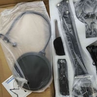 مايك • على أول