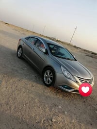سوناته للبيع ميدل 2012 سياره كفاله عامه بيه بارد مضح بصوره محرك 2000دو...