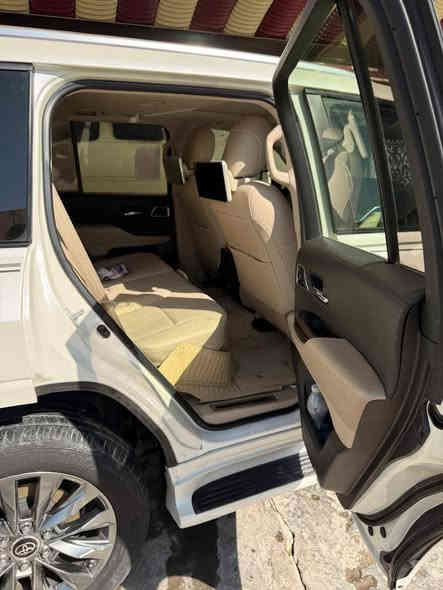 تحيه طيبه السلام عليكم ورحمة
لاندكروز موديل. 2022 
مكفوله ماعدا تصليح BDRبكد اصبع بلجاملغ الايسر الامامي فقط ماشيه ٧٧الف ساز باب اول تطبيق السعر ٦٦$.
رقم اربيل دولي بسمي تحويل مباشر سنويه هزه جديد بأسمي تحويل
السعر 66 الف 6 شدات ٦٠ ورقة
اي اسفستار رقم صاحب السياره
*********** ابو أمير.

مكان بغداد كرخ البياع حي جهاد
غير متواجد على الفيس
