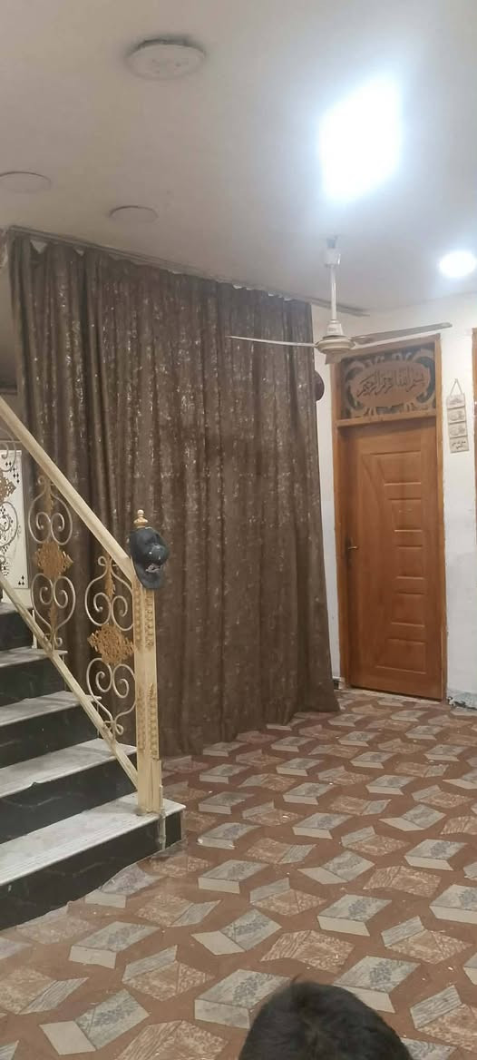 اعلان رقم 67
اللهم صل على محمد وال محمد..

 دار  للبيع / 

المساحة 144 م

📍 مدينة الصدر قطاع/ 49

📌  قرب مدرسة كافل اليتيم - ثاني فرع مال (بني عكبة )

يحتوي على طابقين:

١- الطابق الأول ـ صب مسلح 
٢- الطابق الثاني ـ عكادة 

سنة البناء : 2011

السعر- 157 وبي مجال للتفاوض 

للاستفسار ه‍

☎️***********
