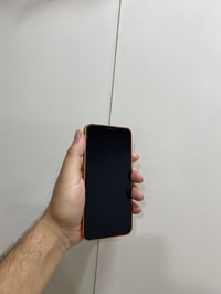 ايفون XS Max محور 17 برو ماكس الجهاز نظيف جداً، نضافة 100%، مظهر مرتب ...