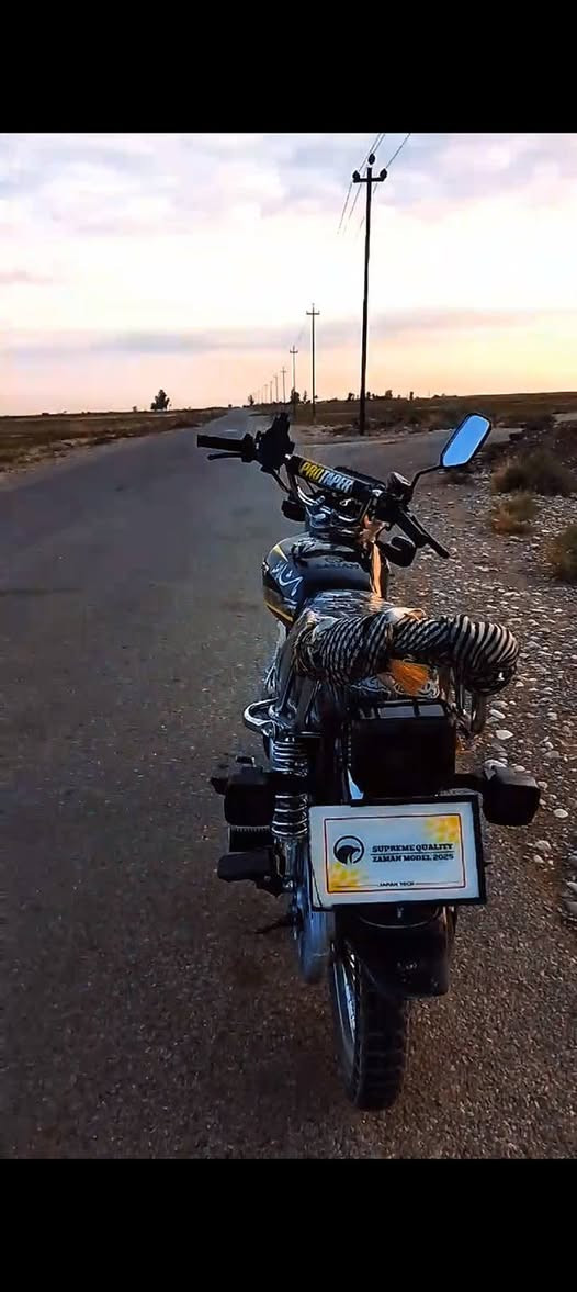 دراجه 4كير سونك نضافه فول كرابايات شقاله
موديل 25 مواصفات فول لون اسود 
680وبي مجال التواصل *********** كركوك, العراق
