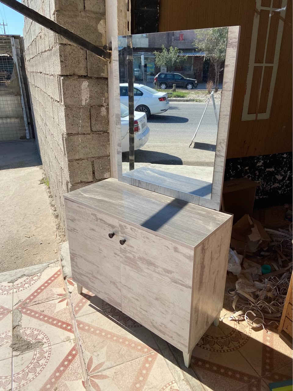 ‏ميز تواليت مستعمل نظيف للبيع اخو جديد سعرها 65الف￼
‏للاستفسار*********** كركوك, العراق
