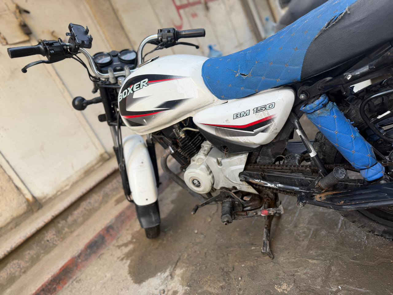 بيع دراجه بوكسر موديل 2022 مكاني بصره
تم اعاده النشر بسبب الوعود الكاذبة 
سنويه التواصل ***********
