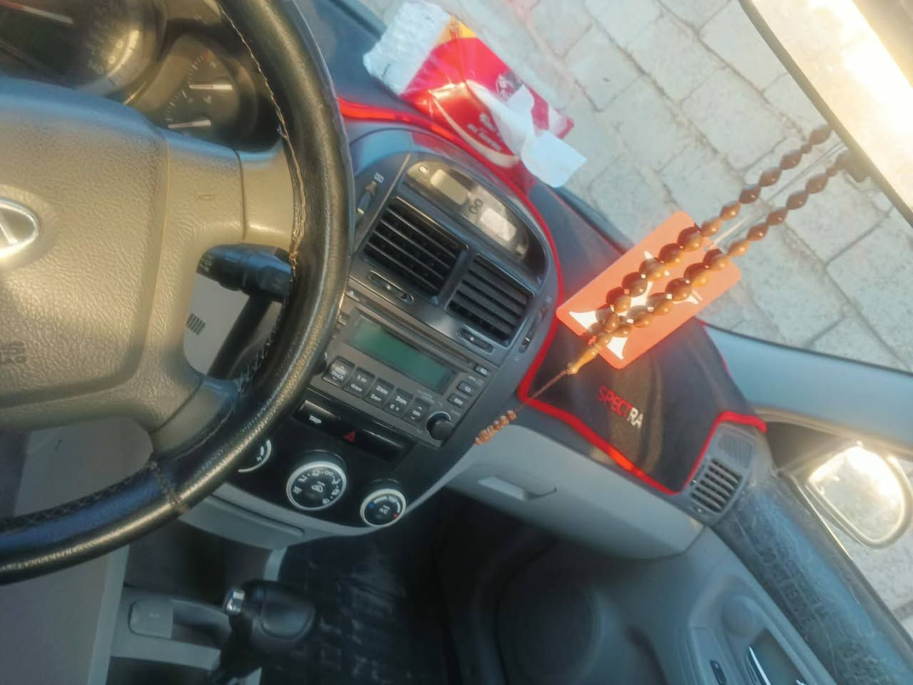 السلام عليكم كيا سبكترا ٢٠٠٧ محرك ٢٠٠٠  كير ومحرك جيد جدا تبريد كمبريسر عاطل فقط  وارد امريكي مصبوغه احزام ضربتها جاملغ الامامي الايمن رقم ديالى دولي مشروع وطني  السعر ٧٧ بيها مجال قليل العنوان بغداد حي العامل قرب دائره الكهرباء عل السريع هاتف ***********
