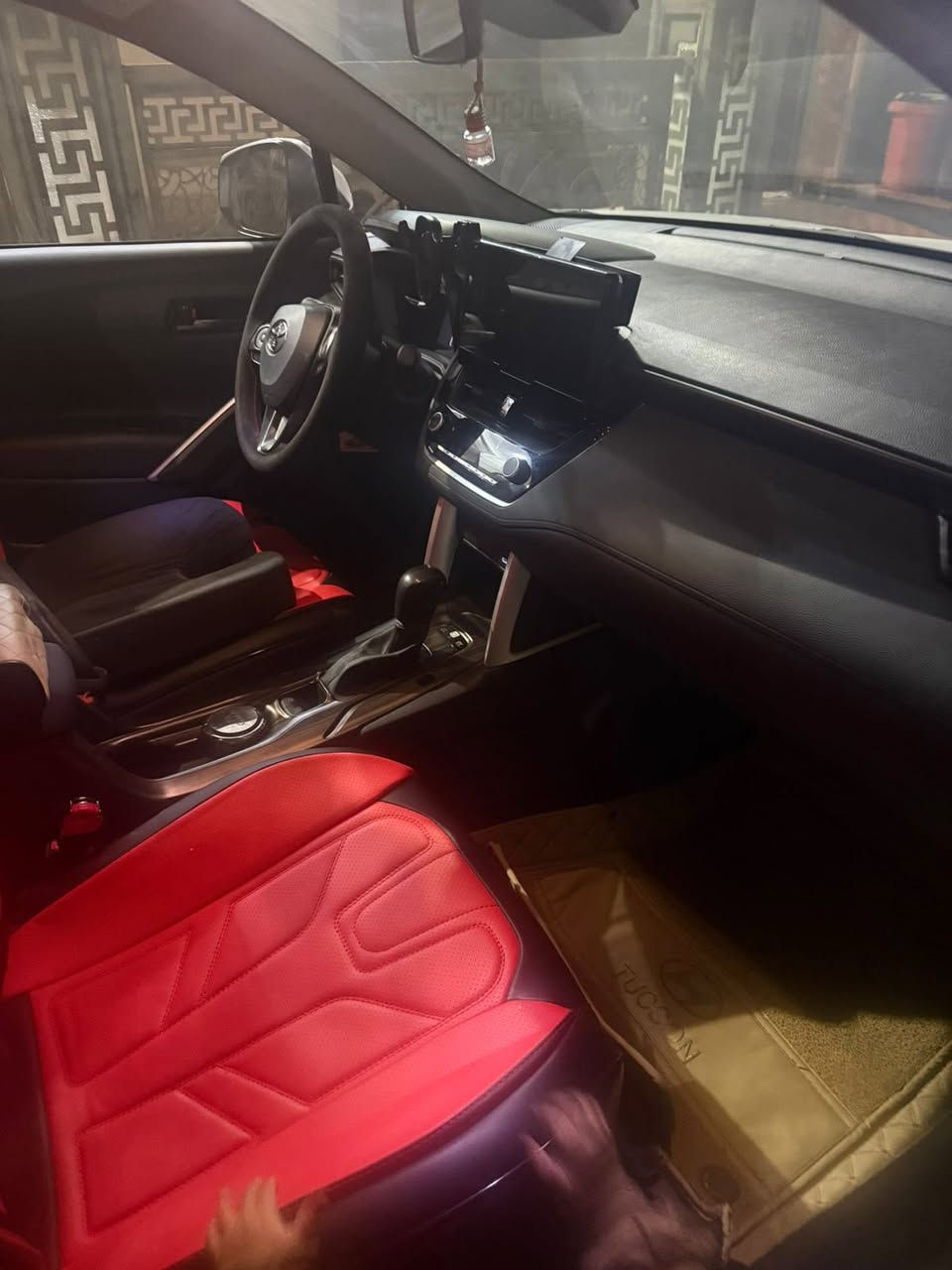 سلام عليكم

كورلا كروز 2025 للبيع السياره كفاله عامه من كلشي مرقمه بغداد بأسمي تحول ثاني يوم

السياره ماشيه 10000

رادار

تحديد مسار

بصمه

تبريد شاشه

بصمه ابواب

حساس اطارات

سايد بريك بصمه

اوتو هولد

درايف مود

ev مود

مانع انزلاق

كاميرا خلفيه

محرك 2000 هايبرد

حساس بلاضاءه الاماميه

السعر : 175

العنوان بغداد 

***********
