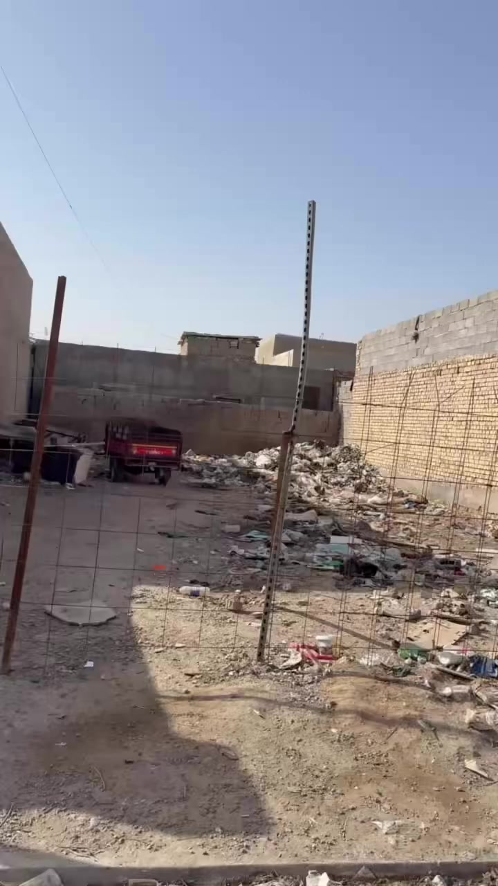 قطعة ارض للبيع
مساحةً. 100 متر 
عنوان العماري قطاع 6 شارع سلمان 
***********
