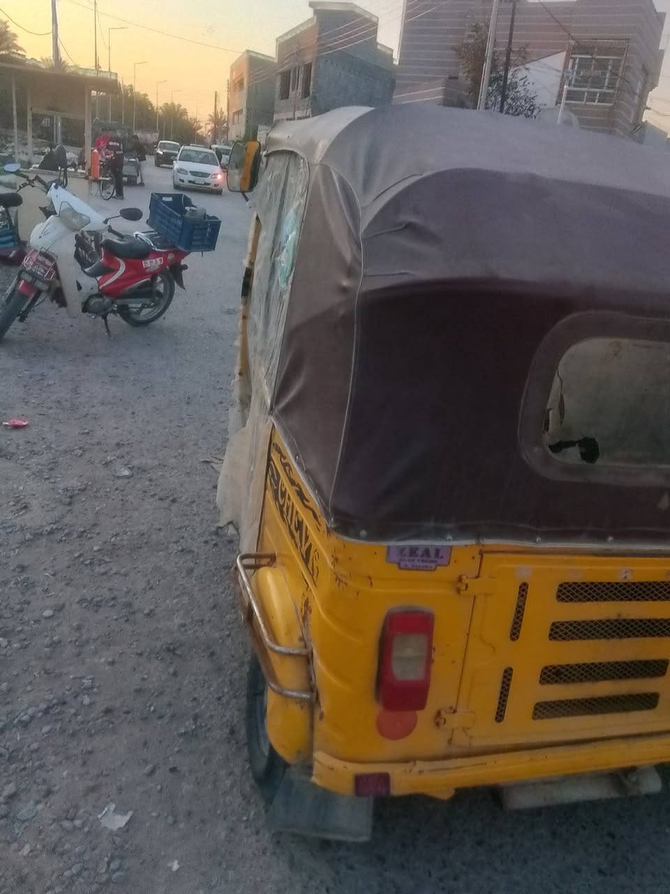 السلام عليكم ورحمه الله وبركاته 
تكتك لبيع موديل 18 وراق صلية 
تكتك خير من الله محرك محور مكينة ٢٠باجاج 
تكتك حلوة وكاعدة فقط يحتاجلهة ترتيب 
سعر مليونين خاص مفتوح ورقمي ***********
