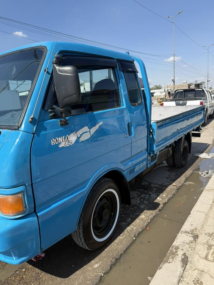 سلام عليكم كيا حمل مديل 96 رقم بغداد بسمي سنويه جديده السياره مكفوله كفاله عامه من الصبغ عده البدي لجماله تخم تاير جديده هسه شادهن السعر 60 او بيهه مجال شي بصيط مكان السياره بغداد ***********
