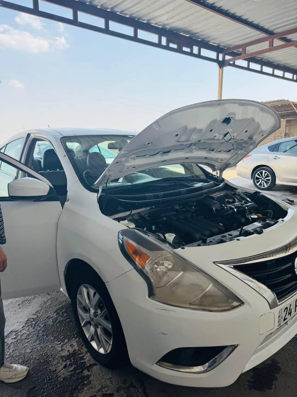 نيسان فيرسا موديل 2018 SV سپيشل ابيض ثلجي 
رقم دهوك دولي رقم سنوي جديد  
بيها قطعتين صبغ بوند جاملخ دواخل شبر بيها 
ماشي ٨٠ اكر, نينوى


**إذا كنت صاحب هذا الإعلان وتريد حذفه لأي سبب، رجاءا أرسل رسالة إلى الدعم الفني**