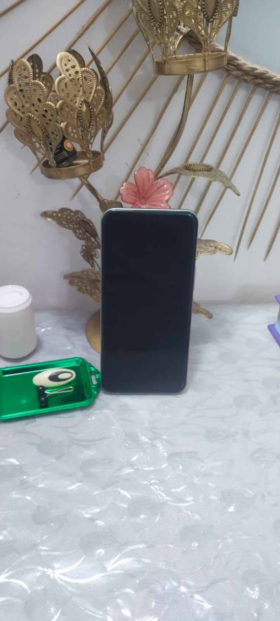 هونر 400ابروذاكرة512بدون ملحقات فقط فطر صغير بالكفر سعر 600 النجف, العراق


**إذا كنت صاحب هذا الإعلان وتريد حذفه لأي سبب، رجاءا أرسل رسالة إلى الدعم الفني**