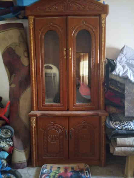 اللهم صل على محمد وال محمد الطيبين الطاهرين 
السلام عليكم غرفه للبيع  العنوان ناصريه سديناويه السعر ٣٥٠مراسله واتساب ***********
