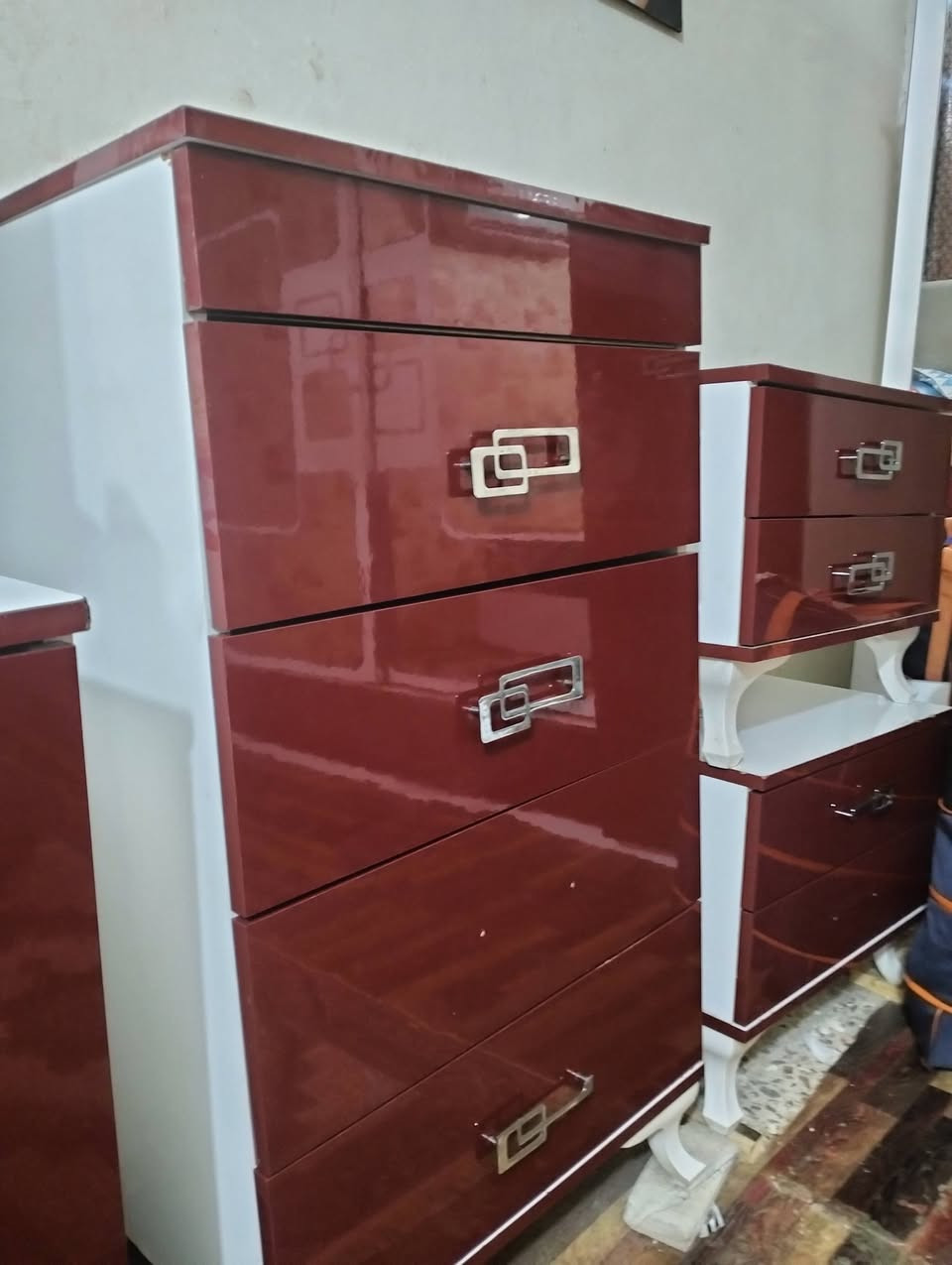 عدد القطع / 5
نضام / سلايت.. 🦋✨
سعر / 400 وبيها مجال بسيط
عنوان/بغداد مدينه الصدر
***********/واتس
