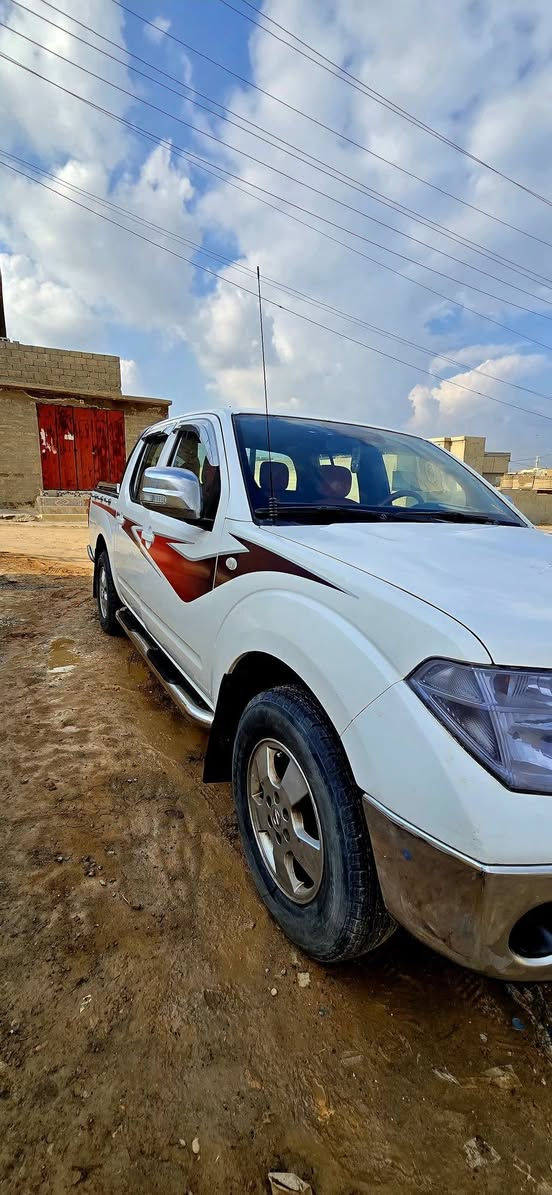 نيسان نيفاره 2009مكفوله بدون ضبغ
:كير اوتوماتيك
: محور محرك بطه v6 
: تاير جديد 
: السعر 110
رقم ***********اسيا: كورك ***********:
