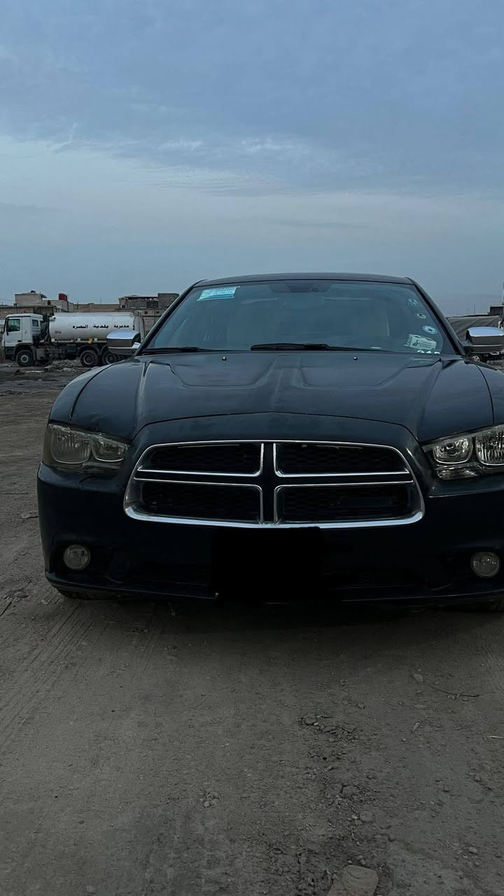 السلام عليكم  جارجر ١٤ سياره جاهزه فول موصفات خليجي كصه جنطه ادوات السعر ٤٩ رقم بيه وتساب *********** بيه ويلكب رياضي عنوان بصره
