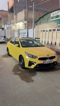 والبيع فوتي موديل 2021 السياره حلو صدرجديد بنزين وغاز رقم بغداد بسمي 0...
