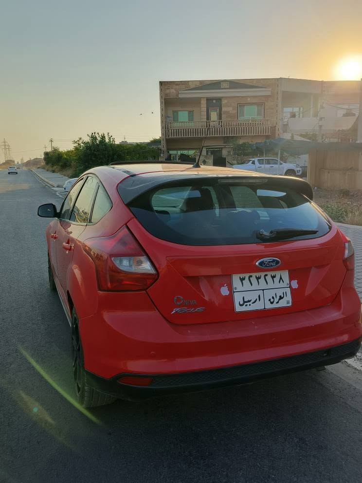 فؤرد فؤكس ٢٠١٣ سفري شةريكةي نيڤا دووپارجةو نيو سبوغ بي ناوگرتن چاملغي دواوةي گؤراوة پاكوو خاوين گيروو مةكينة بة شةرت گير تؤماتيك  *********** admin  waregra
