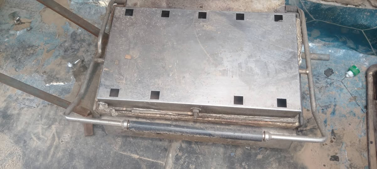 ميز سلستيل للبيع العرض70 طول 150 السعر   كابسه صاج علغاز حجم جبير رايده اثنين 250


**إذا كنت صاحب هذا الإعلان وتريد حذفه لأي سبب، رجاءا أرسل رسالة إلى الدعم الفني**