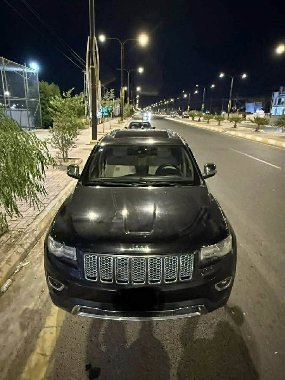 سلام عليكم جيب موديل2014 سته سلندر فول لخير بنرامه صندوك كهرباي شفط ستيرن كهرباي تشغيل عن بعد اشاير ترحيب بيهه هواي مواصفات رقم بغدادبسمي نكليزي كير مكينه وصدر جدد هادثهه سرقه وبراكيته مال دعاميه الجوه بيهه طلقه بل قماره هاي كل تفاصيلهه مضروبه مكفوله السياره من الضربه مكاني بغداد 
الجهاد السعر ب 170 لاتصال ***********
