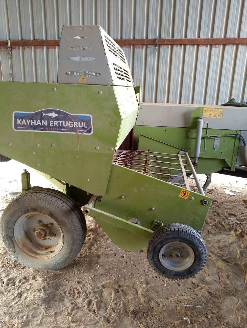 سلام عليكم كابسه قرش للبيع موديل 24 مكفوله كفاله عامه زيرو مشتغله شي قليل السعر اتصل هذا الرقم ***********
