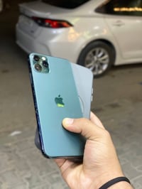 ايفون ١١ برو • زيتوني • الفلاحات