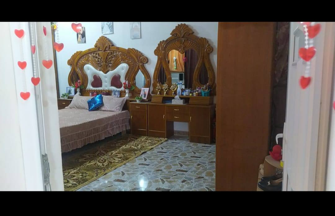 السلام عليكم غرفه جديده استعمال قليل غرفه اخت الجديده السعر مليون وبيها مجال المكان شارع  النفط ***********
