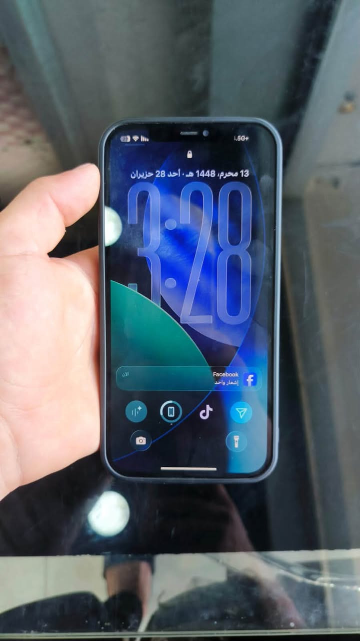 12 Pro maxم
مفتوح مبدل بطاريه وشاشه بس اصليات ضمان 
مابي اي ضرر ثاني مثل ما موضح بلصوره ذاكره 256 
كامرات شاشه الوان صوت سبيكرات كله شغال مابي اي نقص 
العنوان ديالى بعقوبه تقاطع القدس 
***********
