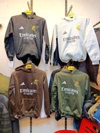 سويتر • احذية رجالي • دلي عباس ديالى