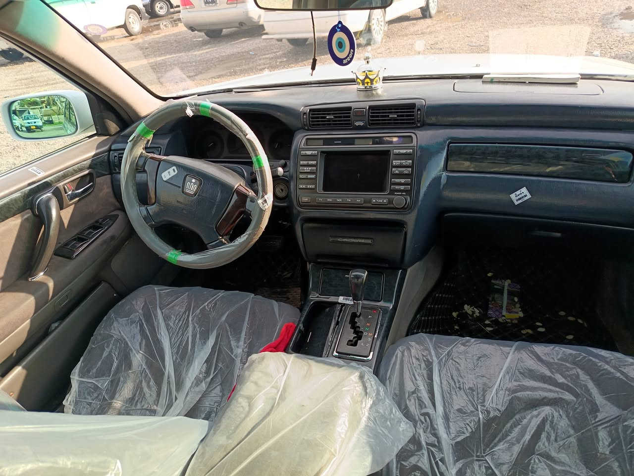 مەلیکە  ساق ساق 2001 فیفیتی       بۆعەیبوو عار مەگەڕێ سەخفی  بەشرت داعم لێدراوی بەرەشت کۆدی بۆکراوە چوار دگمە بەپارەی موسێک 47گەڵاو ماعمەلهکی برایانە ***********
