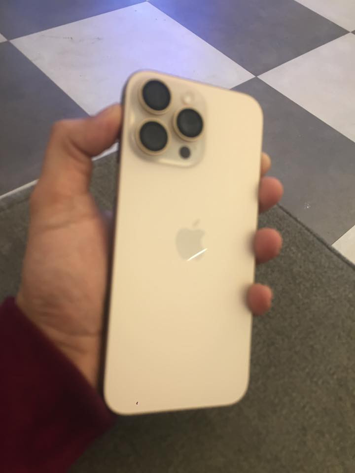 ايفون 16 بروماكس ماستر شرق اوسط
ذاكرة 256 بطارية 100 مشحون  162 مرة
ضمان abm
شرق اوسط 
تك سيم

مكفول كفالة عامة شخط واحد مابي
بعده بالضمان 

اللون المميز ديزرت السعر 1400 قفل

مكاني كربلاء 

*********** واتساب او اتصال متواجد
