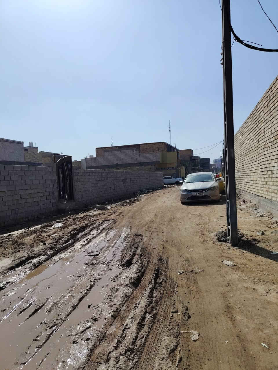 السلام عليكم عرصه للبيع في السهيليه مقابل مستشفى العراق 200 متر السعر والاستفسار على  ***********
