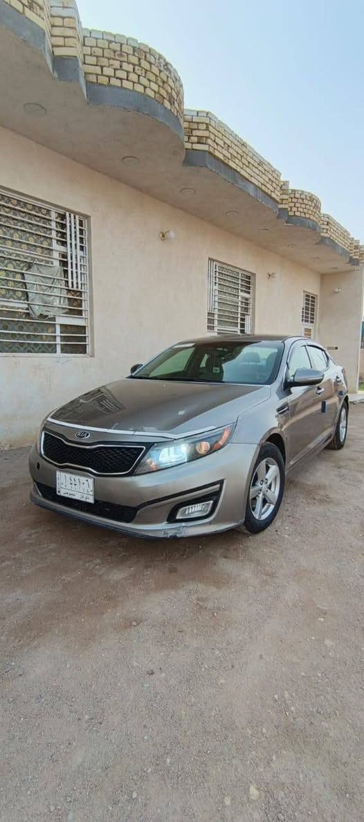 كيا اوبتيما موديل 2015 رقم ذي قار حره تحويل بيها قطعتين صبغ فقط قبق الصندوق وداير الجاملغ والباقي كفاله عامه ضربه وتبديل وصبغ السياره جاهزه وجديده مكينه كير حداديه تخم تاير تبريد❄ ما بيها اي نقص مواصفات شاشه كامره ويلكب حساسات امامي خلفي تحكم استيرن اشاير بل مرايه محرك 2400 دبل كزوز وباقي المواصفات المعروفه السعر 113 و بيها مجال للشراي للاستفسار الاتصال على الرقم *********** مكاني ناصريه للبيع او المراوس البصرة, العراق
