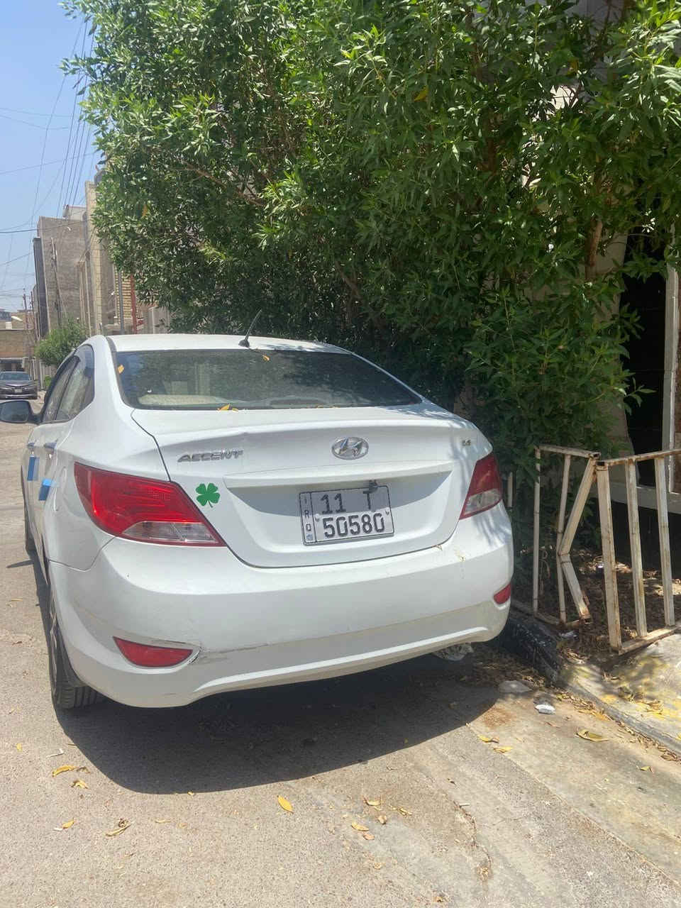 السلام عليكم اكسنت للبيع موديل ١٦ مصبوغه حزام رايدهه ب٩٠ ورقه مكاني بغداد  رقم ***********

