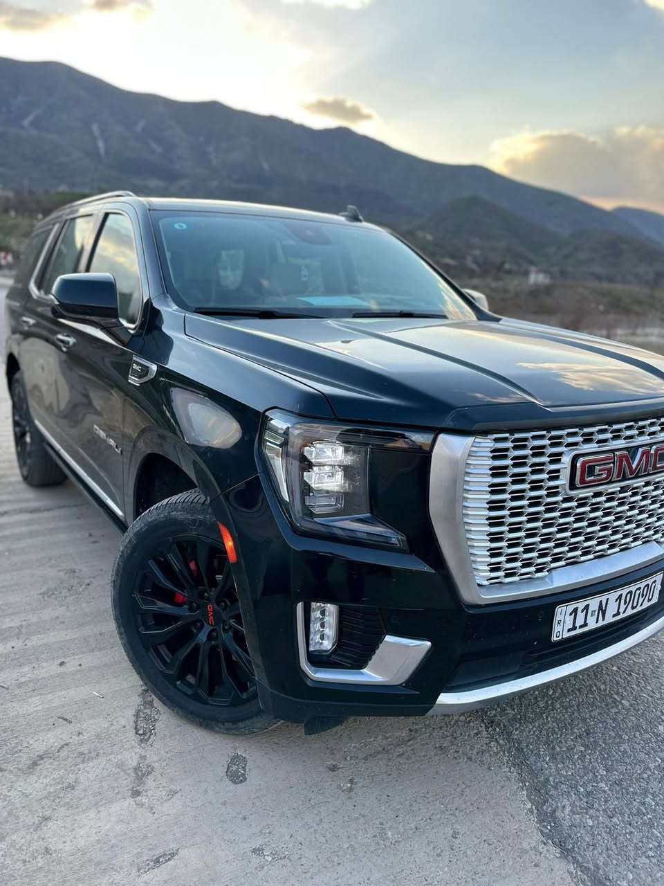 ماكو هيج سيارة حلوة بهيج   سعر 
٤٧٥
بالسوك 
 مجال شي بسيط 
بغداد السيديه 
جي ام سي يوكن دينالي ٢٠٢٣

سياره خليجي وكاله المنصور

سياره بيه رقم بغداد مميز

ماشية: ١٢٠

 

محرك. گير  بشرط 
سنوية جديد رقم جديد
تحويل 

السيارة جديد و نظيف و مرتب

‏‎كشنات منفصل رئاسي  -GMC  -ViP

‏‎حجم المحرك : 6.2 لتر 
: 8 سلندر 
ناقل : 10 نمر سرعات 

مواصفات 

‏‎دخول ذكي للسياره ( بصمة )
‏‎
‏‎دفع رباعي 
‏‎دوسات كهرباء
‏‎شاشه اماميه كبيره
‏‎شاشات عدد 2 خلفيات
‏‎كامرات 360 درجه 
‏‎كامرا خلفيه بالمرايه
‏‎بانوراما 
‏‎شاحن واير ليس
‏‎كشنات جلد
‏‎كشنات كهرباء
‏‎كشنات خلفي منفصل
‏‎رادار تحديد مسار
‏‎رادارات جانبيه
‏‎رادار امامي
‏‎ثلاث قطع تبريد
‏‎كشنات تدفئه تبريد امامي خلفي
‏‎دوسات كهرباء تفتح ويا الباب
‏‎بصمه + بصمة ابوب 4
‏‎صندوك كهرباء
‏‎فورويل 4x4
‏‎هند بريك بصمه
‏‎استيرن كهرباء
‏‎اتو ستوب
‏‎حساسات خلفي امامي
‏‎كشافات
‏‎لايتات لد + فول زنون
‏‎بكلايت لد خلفي
‏‎كشنات الخلفيه كهرباء
‏‎سبعه راكبj
‏‎داتو شو
‏‎هيتر بالاستيرن
‏‎فول تحكم ستيرن

‏‎وبعد بيه مواصفات هواي والدنيالي معروفة مواصفاته فول الفــووول 
رقم صاحب سيارة  ***********
