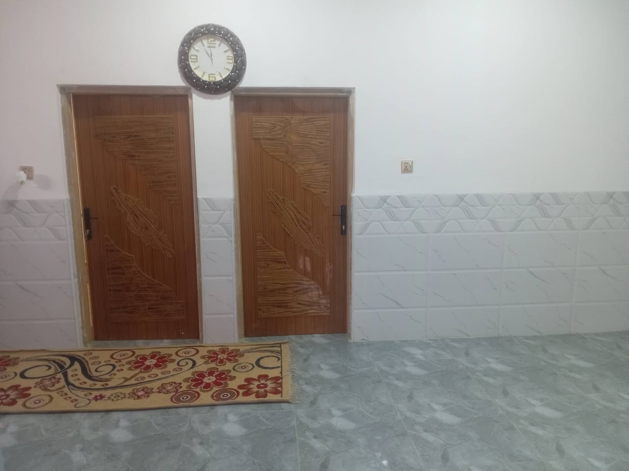 بيت للبيع زراعي بسكك مساحته 150متر الاتصال على الرقم ***********
