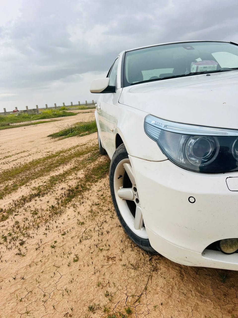 السلام عليكم
 للبيع بي ايم BMW ميماتي e60 2007 فول مواصفات ابموديله  والمواصفات البي معروف، 
الحجم/ 530 داخل جلد اسود 
بيها بس بارد كولش قليل بجاملاغات وجوه رقم الخلفي والسياره بسمي ثاني يوم احولك 
ماشيه 180 كم  وارد خليجي
 السعر 140 ورقه او بي مجال قليل بلاد رز, ديالى


**إذا كنت صاحب هذا الإعلان وتريد حذفه لأي سبب، رجاءا أرسل رسالة إلى الدعم الفني**