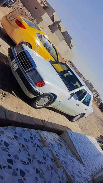 اسلام عليكم مارسيدس دب للبيع حجم 230 محوره بطة 3000 تبريد شغال طخم تأير جديد محرك لا نفخ ولا صرف السيارة حيل حلوة مكان السيارة موصل السعر اتصل عل الرقم. ***********
