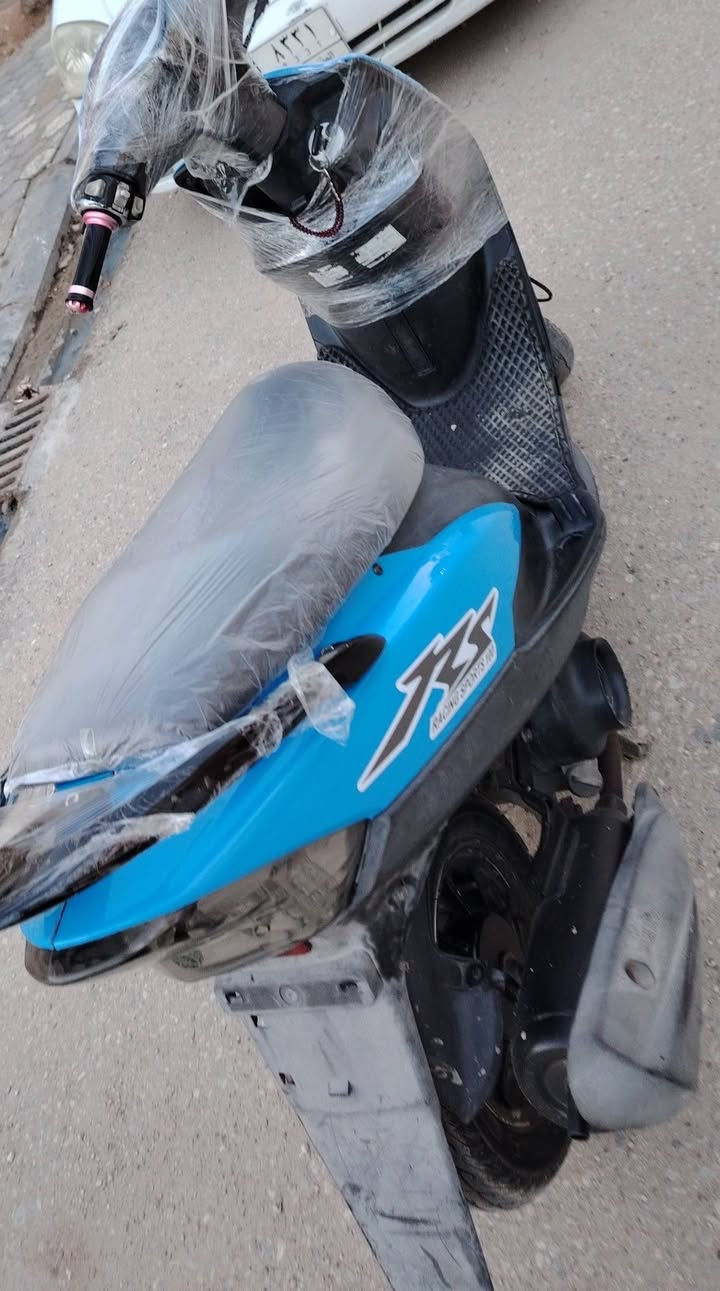 السلام عليكم دراجه للبيع ماكس عدله رمبه كفاله عامه من البرغي البرغي نقره سلف حاويه صار لها اقل الشهر طلع من حاويه مزوده تزويد خارجي ويل مشيف لون أسود جديد + وكفر سمائي لون مميز جديد +كفرات الاصليه موجوده (بس الشراي يتواصل اي استفسار على هذا الرقم ***********)
