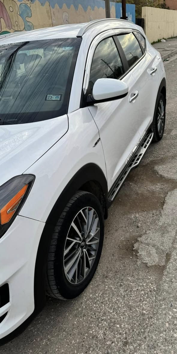 البيع توسان 2019
امريكي حادث خارج جاملخ اليمين بدون ايربك 
العنوان الموصل حي التأميم 
السعر 185 وبي مجال 
*********** 
***********
🇺🇸🇺🇸
