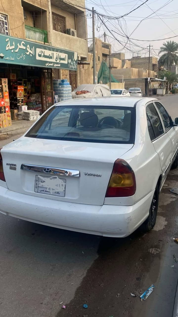 ڤيرنا 2014
ماشية 120 الف 
مبدل باب فقط 
السعر ٧٠ 
واتساب ***********
