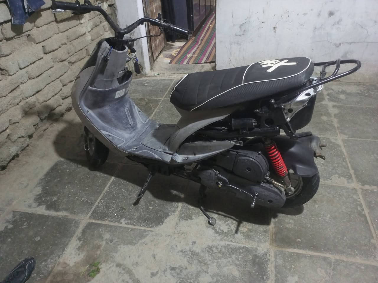 دراجه نضيفه ما فتوح بيها برغي واحد وكفراتها كامله مكمله ونضبفه بس الصالنصه مالتها مال بوليسي الدراجه كلشي ما عوزها اي نقص مامو السعر 575وبيها مجال ومن تجيني بيك خير وتدلل


**إذا كنت صاحب هذا الإعلان وتريد حذفه لأي سبب، رجاءا أرسل رسالة إلى الدعم الفني**