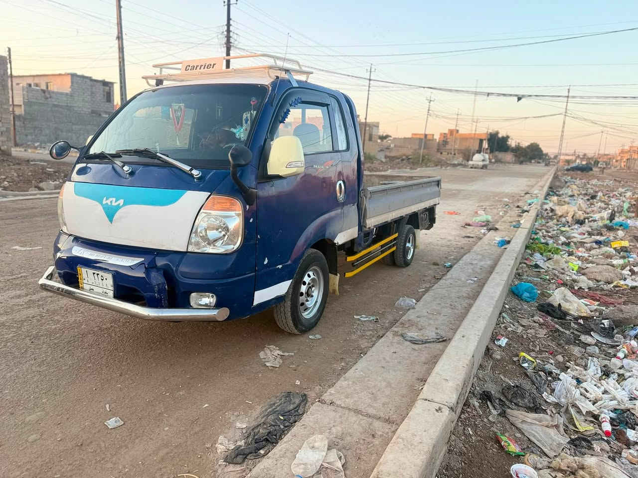 كيا حمل بنكو 2004بلاد لأضربه لا صبغ مسكر محور بم ونوزل صارين يومين من حولته بسمي كير محرك ساصي رقم شاصي كله مكفول السعر ٧٨رقمي العنوان بغداد الراشديه ***********
