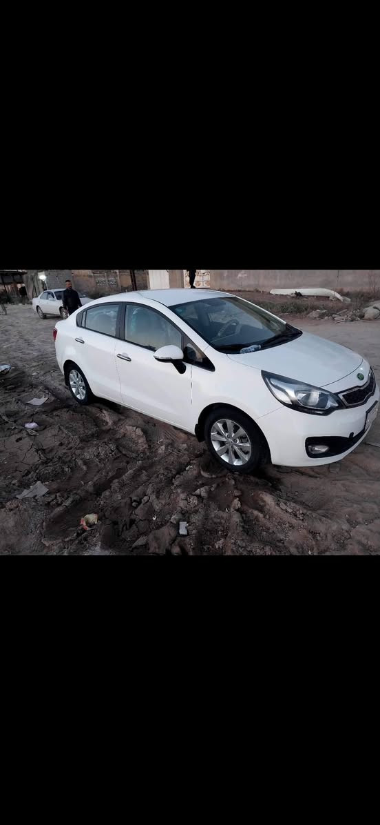 الئ عشاق كيا ريو الكارتون موديل ١٣ حره مشروع وطني رقم ذي قار سنويه ٢٠٢٨ هزه جديده كفاله عامه من الضربه والتبديل والصبغ والفتح ومكفوله شرط اولئ بالنظافة حته الدعاميات اكفلهن من التصليح والصبغ سبير الشركه مانازل ماشيه 150 محرك ١٦٠٠ قطرتين المرغوب مكفول كير اوتو + عادي مريات شفط اشاير بالمري تحكم استيرن جهتين ويل كب عدد٥ تبريد تدفئه جام كهربائي اربعه دواخل عسلي غرفتها بالكارتون  مكان السياره الشطره للإستفسا  اخوان بس الي يدور سياره جديده كلش يتصل ***********

