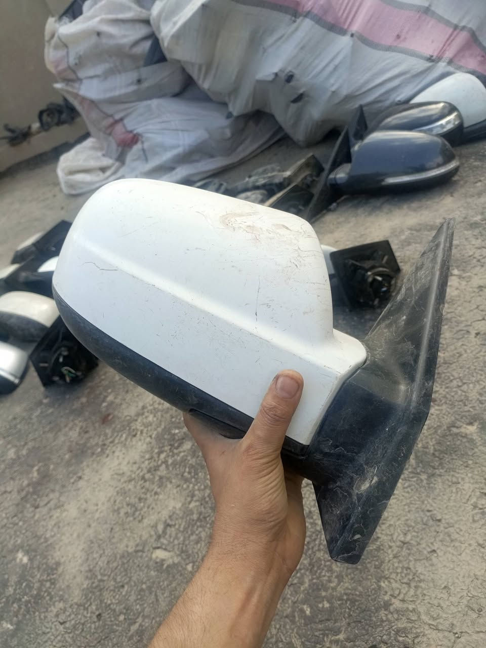 جودي لتصليح المراة الجانبيه
يوجد جام بأنواعه 
  جام رادار
 جام  بدون رادار
ابو كتابه اسود مقعر
 تبديل ماطور شفط
 تبديل ماطور تحكم 
 تصليح بوشه والكسر 
 تبديل انواع دشالي
العنوان بغداد حي رحمه شماعيه شارع الكهرباء
يوجد توصيل بغداد وكل محافظات 
اتصال+واتساب
***********
